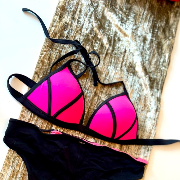 Victoria’s Secret PINK Hot Pink and Black Bikini Top